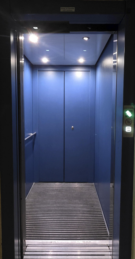 TOP RENOVIERTE UND KOMPLETT EINGERICHTETE 2,5-ZIMMER WOHNUNG IN SCHWABING WEST - PROVISIONSFREI – 80797 München(Schwabing) – Vorschaubild 19