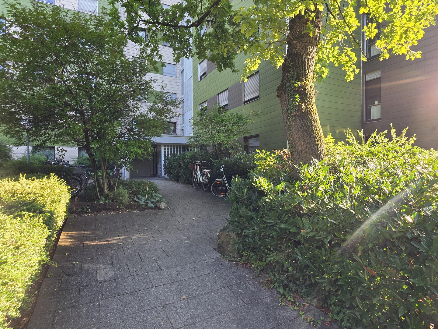TOP RENOVIERTE UND KOMPLETT EINGERICHTETE 2,5-ZIMMER WOHNUNG IN SCHWABING WEST - PROVISIONSFREI – 80797 München(Schwabing) – Vorschaubild 26