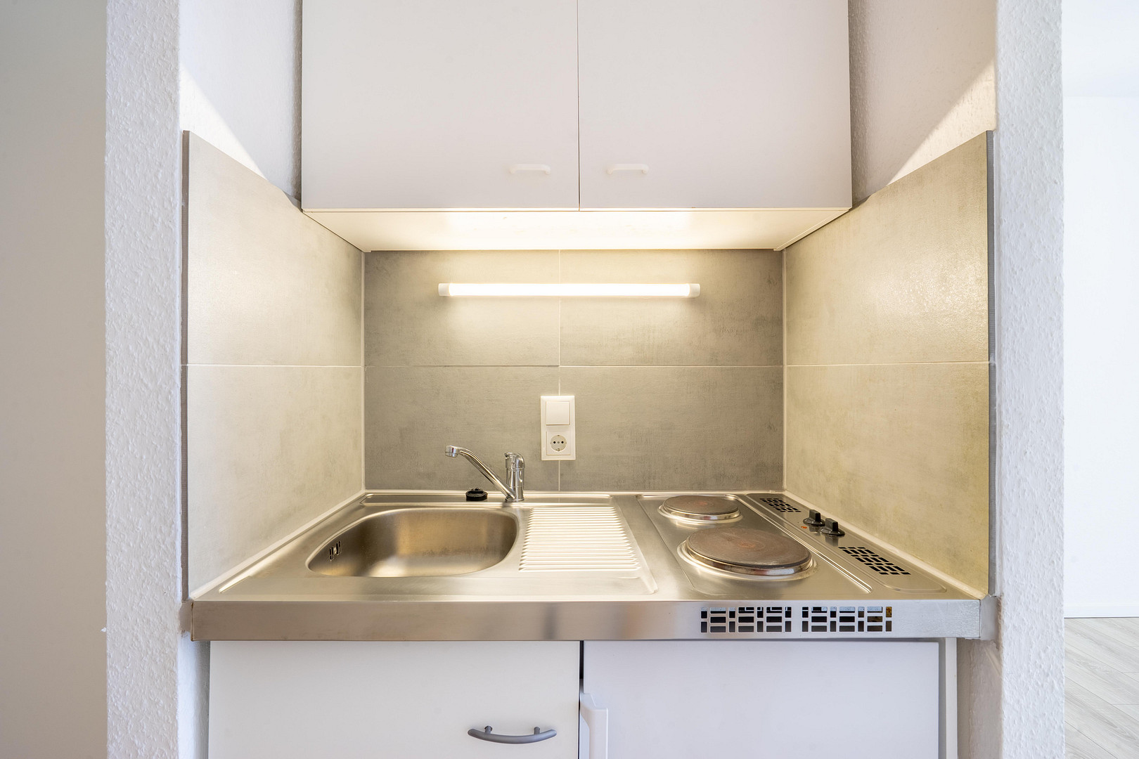Apartment+Stellplatz Mainz: Kapitalanlage, Eltern & Selbstnutzer – LEER & PROVISIONSFREI! – 55122 Mainz – Vorschaubild 4