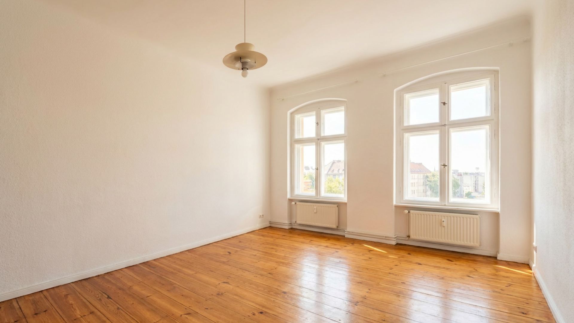 Provisionsfrei · Sofort bezugsfrei: Lichtdurchflutete 1-Zi-Wohnung mit Parkblick – Prenzlauer Berg