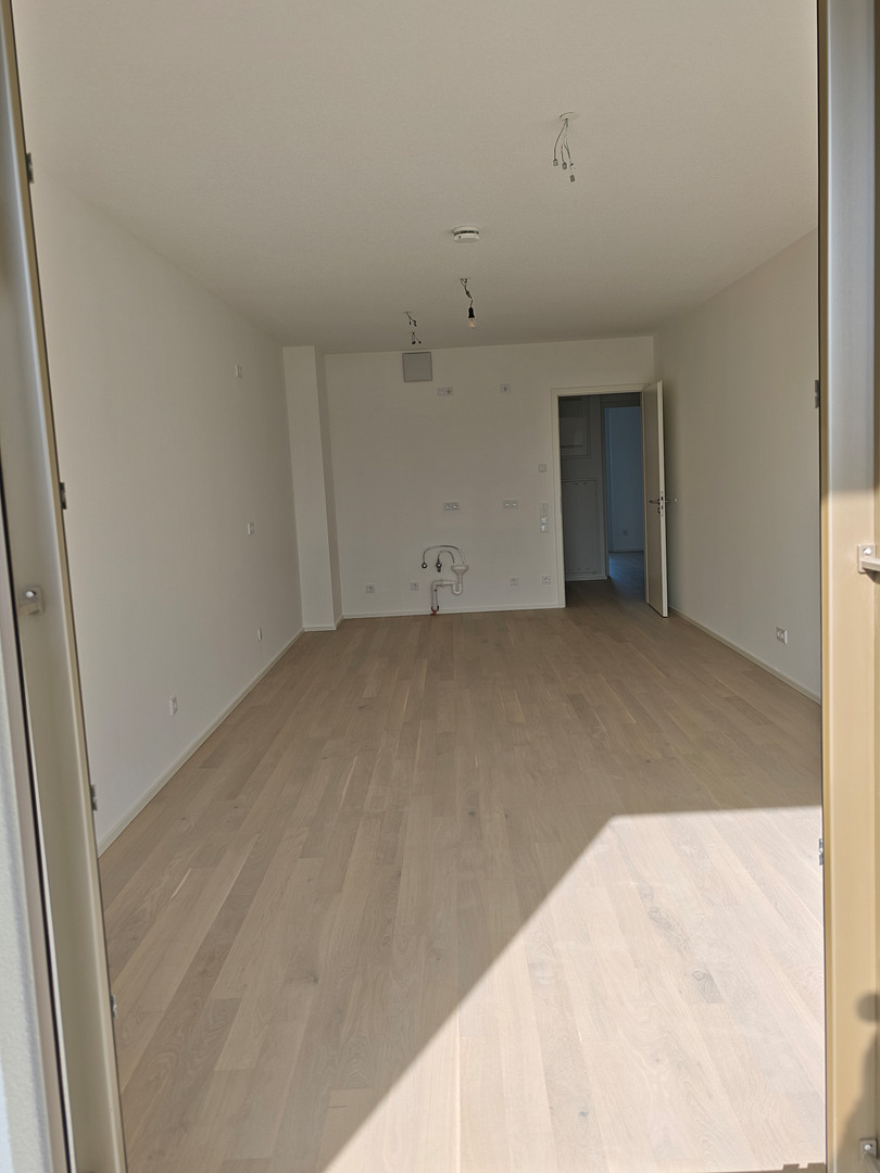 2 Zi-Wohnung Erstbezug ab 1.11. fußläufig 8 min zu U-und S-Bahn – Foto 4
