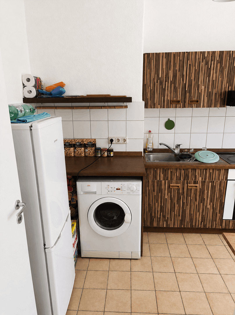 Sonnige, ruhige 2-Zimmer-Altbauwohnung zentral in Kiel – 24114 Kiel(Südfriedhof) – Vorschaubild 13