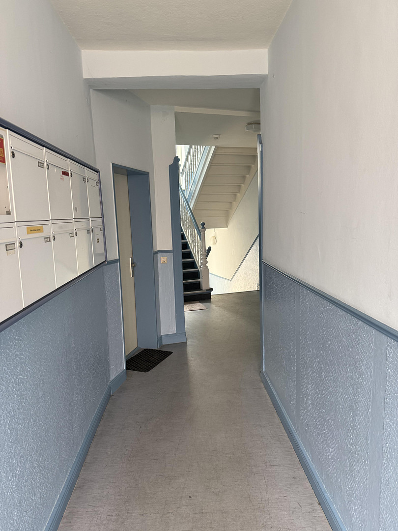 Sonnige, ruhige 2-Zimmer-Altbauwohnung zentral in Kiel – 24114 Kiel(Südfriedhof) – Vorschaubild 2