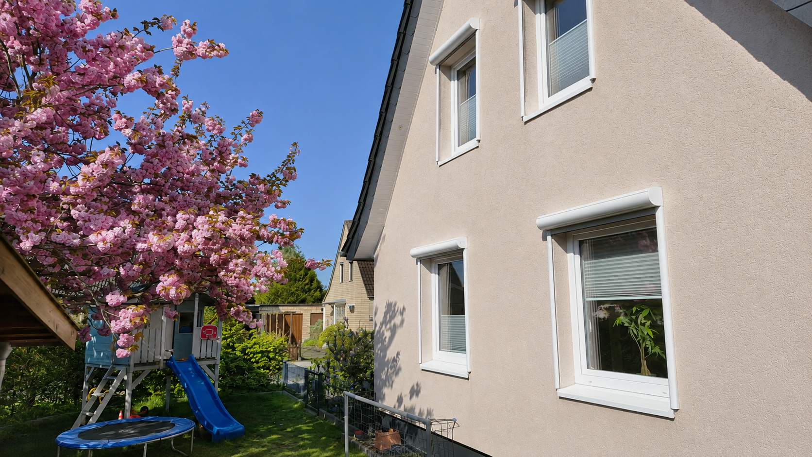 Modernisierte Doppelhaushälfte mit Sonnenterrasse – provisionsfrei – Teutoburger-Wald-Str. 3, 28307 Bremen(Hemelingen) – Vorschaubild 3