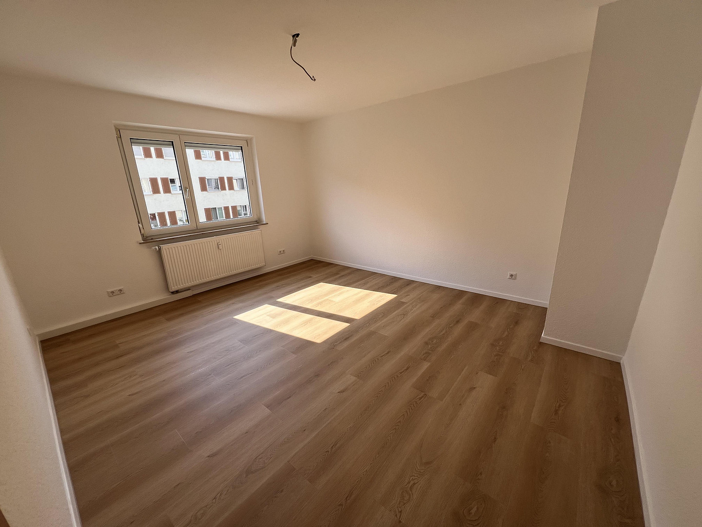 Frisch renovierte 4-Zi-Wohnung in Kornwestheim – 70806 Kornwestheim – Vorschaubild 12