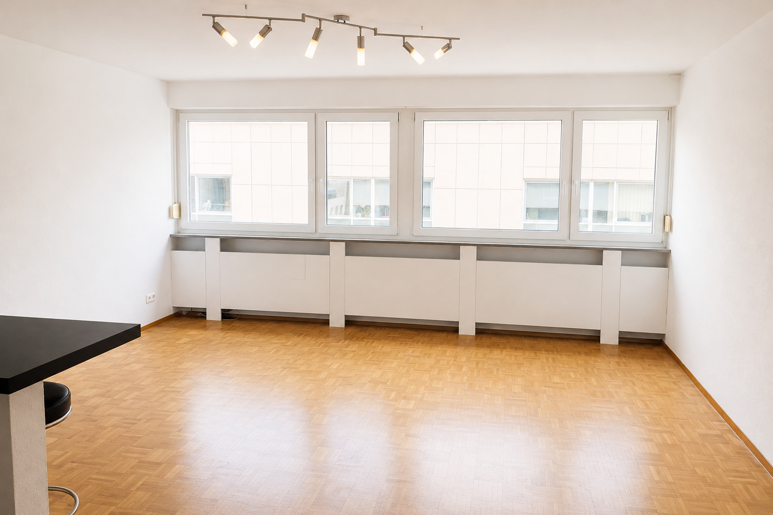 Provisionfrei: Bezugsfreie, helle 2-Zimmer-Wohnung mit Aufzug in begehrter Lage Stuttgart-West – 70178 Stuttgart(West) – Vorschaubild 2