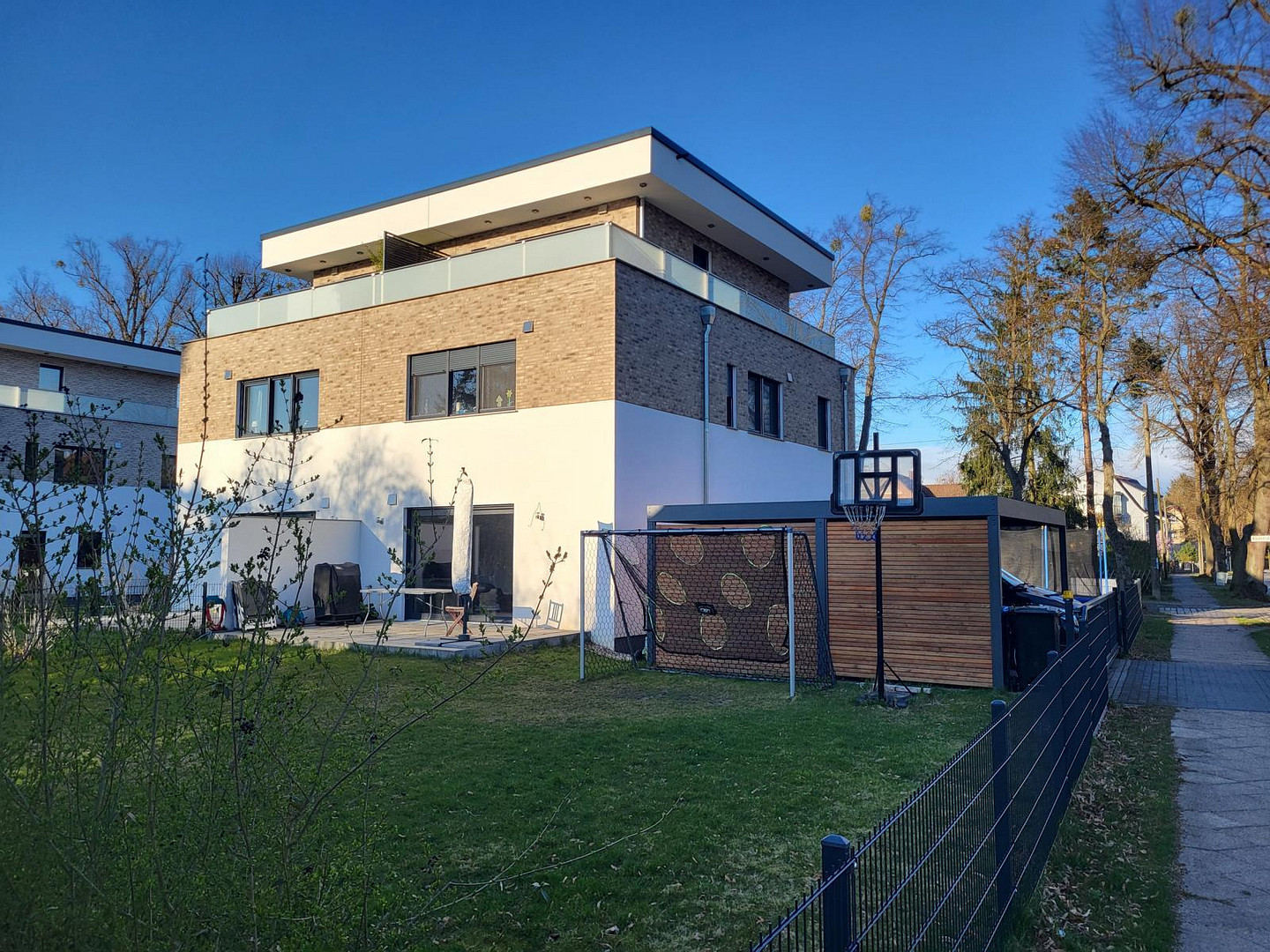 Citylage Falkensee - Doppelhaushälfte mit Dachterrasse für Selbstnutzer oder Anleger – Kochstraße 40a, 14612 Falkensee – Vorschaubild 17