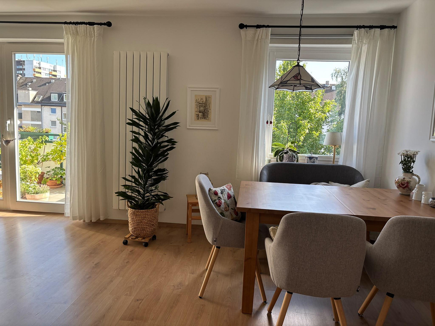 1A Lage- freie Wohnung mit EBK im Vorderen Westen m. Balkon + Garten / 3 ZKB Herkulesstr - Privat – Herkulesstraße, 34119 Kassel – Vorschaubild 3