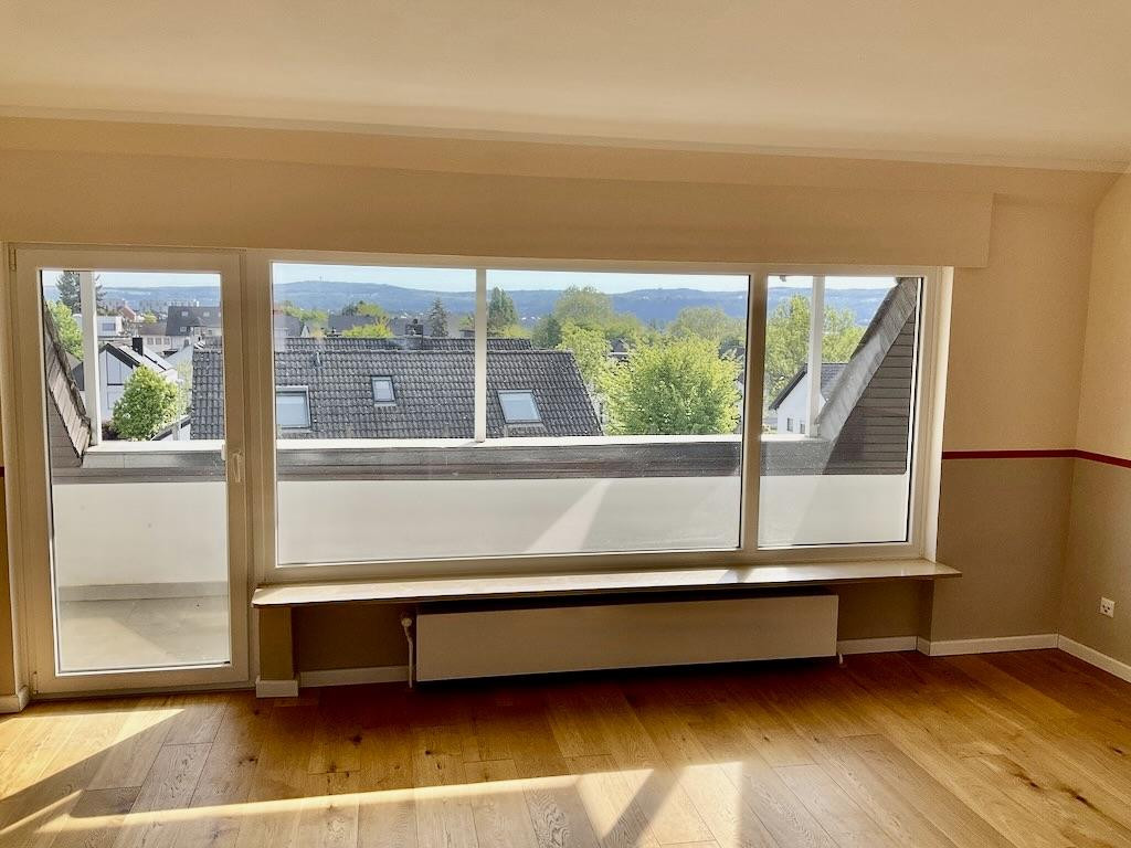 Gemütliche Dachgeschosswohnung in Ko-Metternich, provisionsfrei, mit Balkon und Garage – Weidtman Straße 22, 56072 Koblenz – Vorschaubild 6