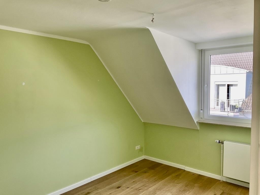 Gemütliche Dachgeschosswohnung in Ko-Metternich, provisionsfrei, mit Balkon und Garage – Weidtman Straße 22, 56072 Koblenz – Vorschaubild 12