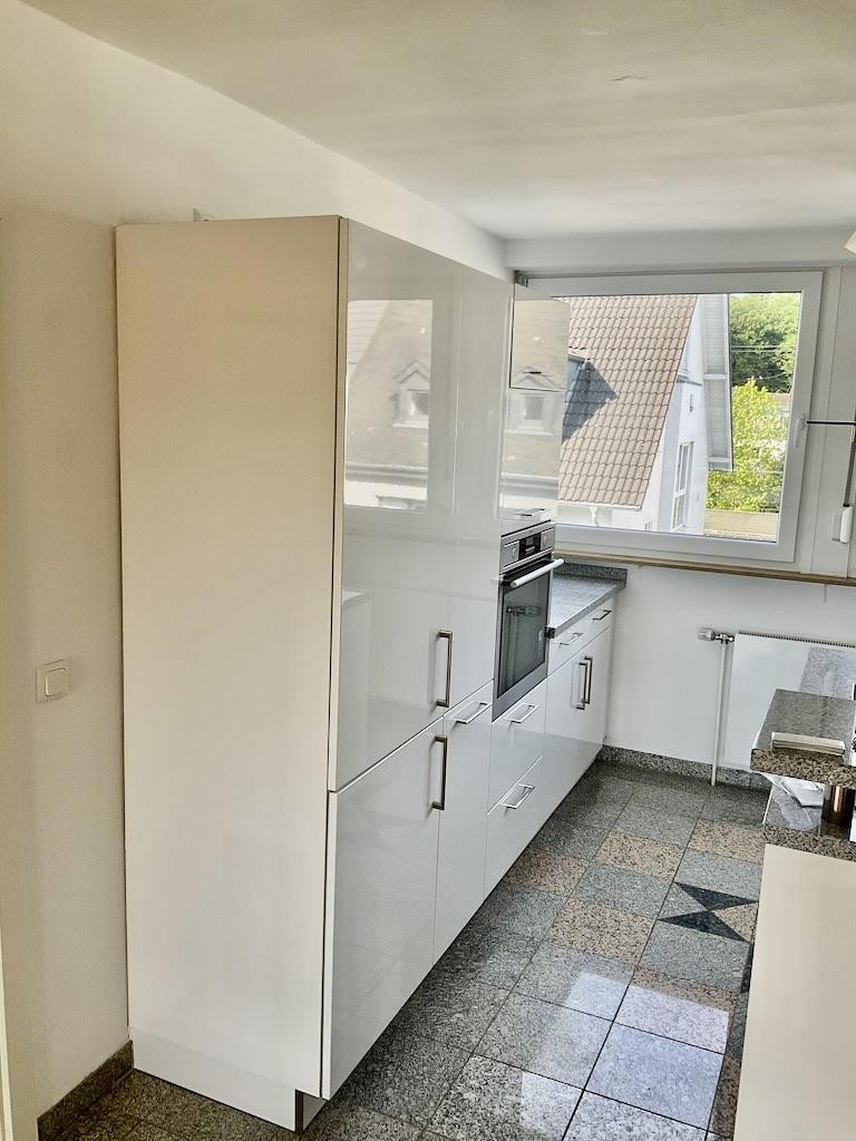Gemütliche Dachgeschosswohnung in Ko-Metternich, provisionsfrei, mit Balkon und Garage – Weidtman Straße 22, 56072 Koblenz – Vorschaubild 4