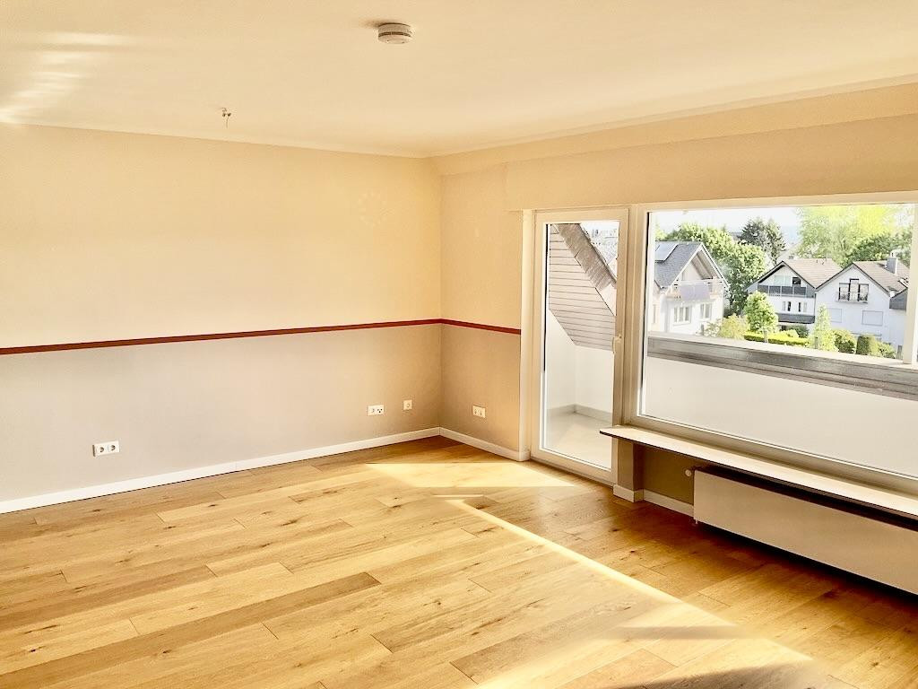 Gemütliche Dachgeschosswohnung in Ko-Metternich, provisionsfrei, mit Balkon und Garage – Weidtman Straße 22, 56072 Koblenz – Vorschaubild 5
