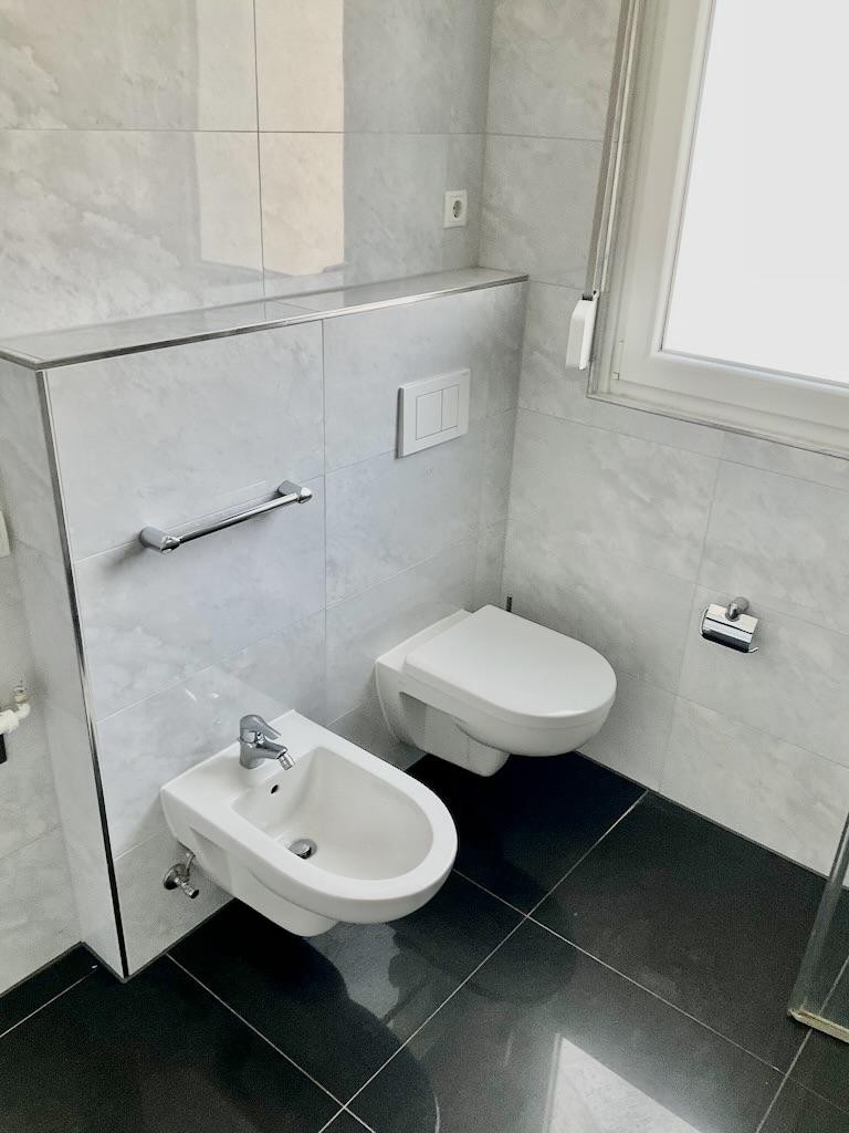 Gemütliche Dachgeschosswohnung in Ko-Metternich, provisionsfrei, mit Balkon und Garage – Weidtman Straße 22, 56072 Koblenz – Vorschaubild 14