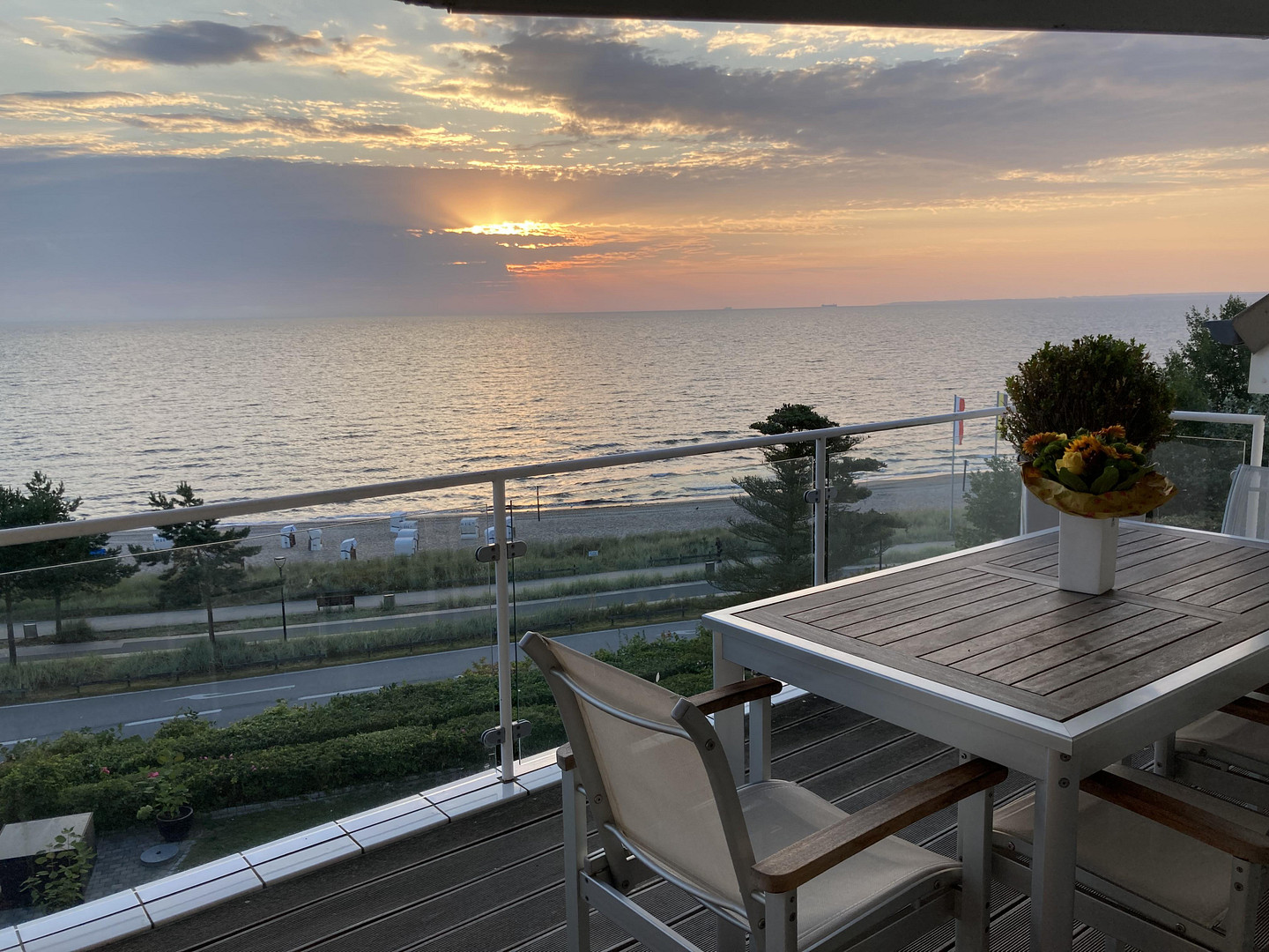 Meerblick ohne Grenzen- Exklusive 4.5 Zimmer Wohnung in erster Reihe von Scharbeutz – 23683 Scharbeutz – Vorschaubild 4