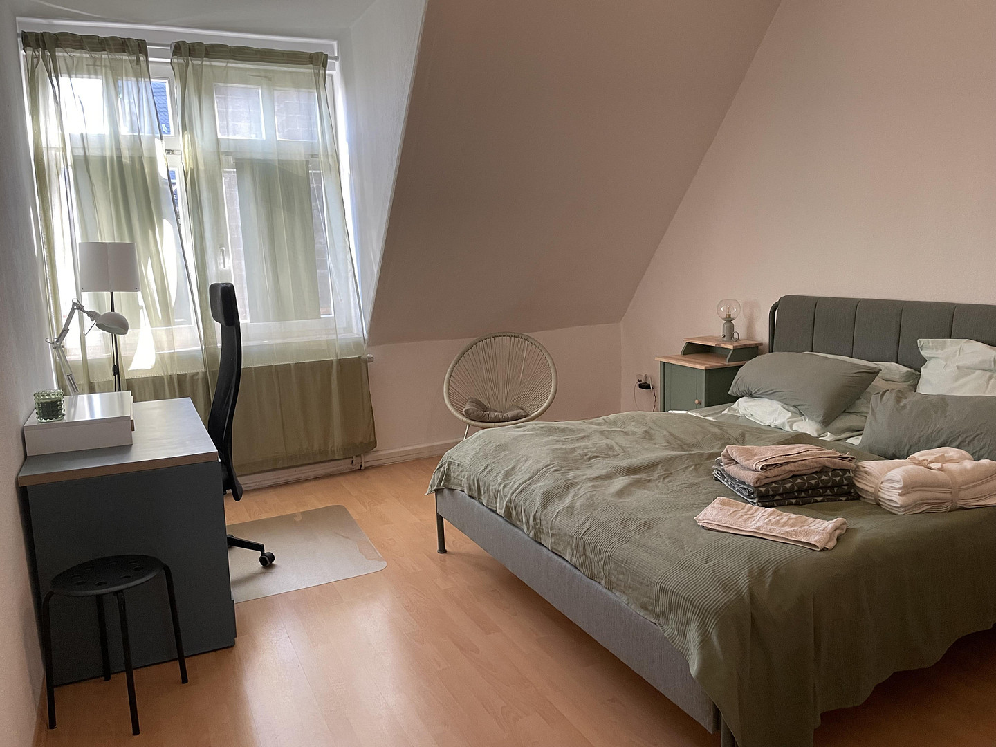 Möblierte Traumwohnung im Herzen von Leipzig mit einzigartigem Blick! – Riemannstrasse 28, 4107 Leipzig(Zentrum) – Vorschaubild 4