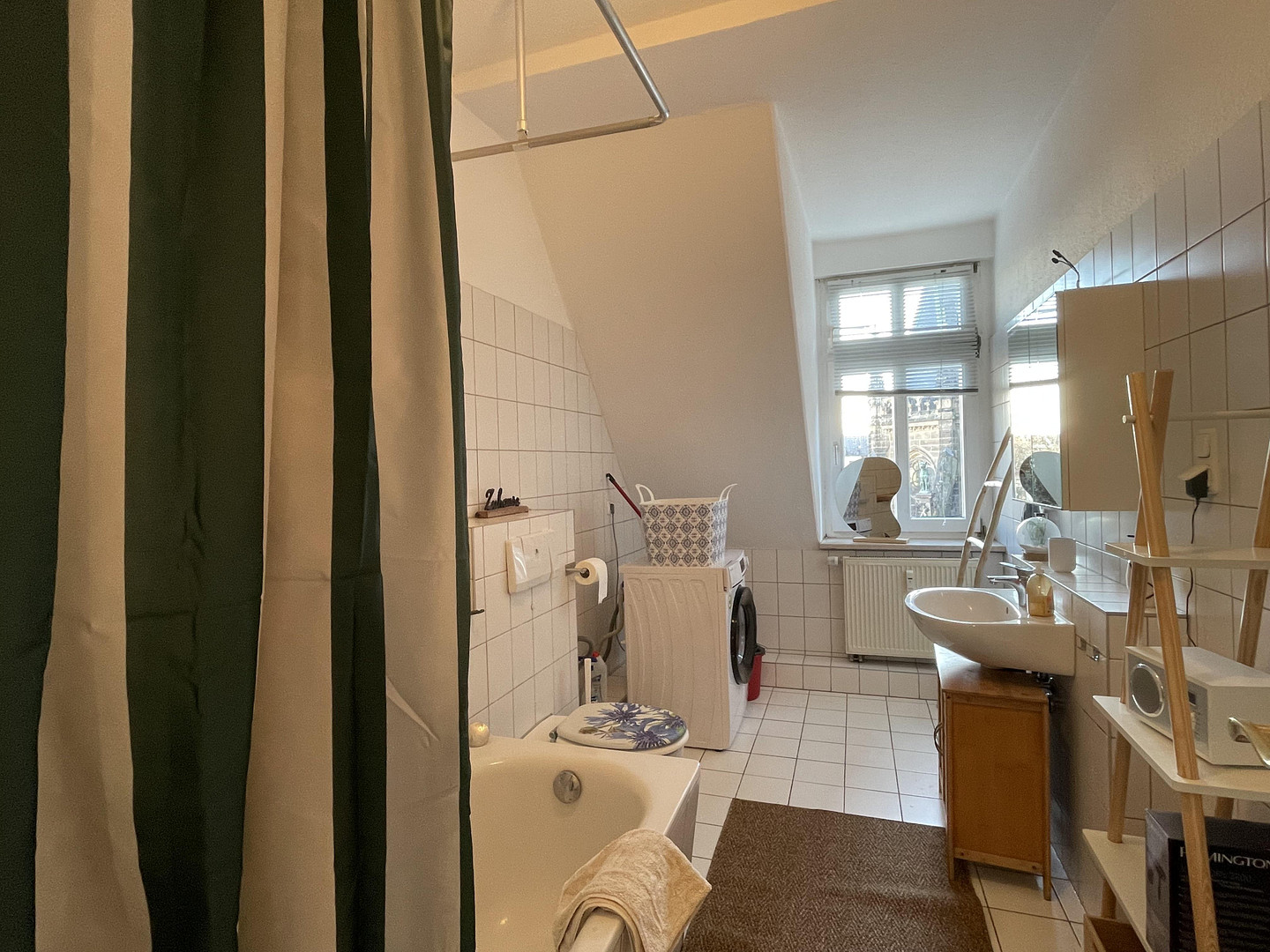 Möblierte Traumwohnung im Herzen von Leipzig mit einzigartigem Blick! – Riemannstrasse 28, 4107 Leipzig(Zentrum) – Vorschaubild 26