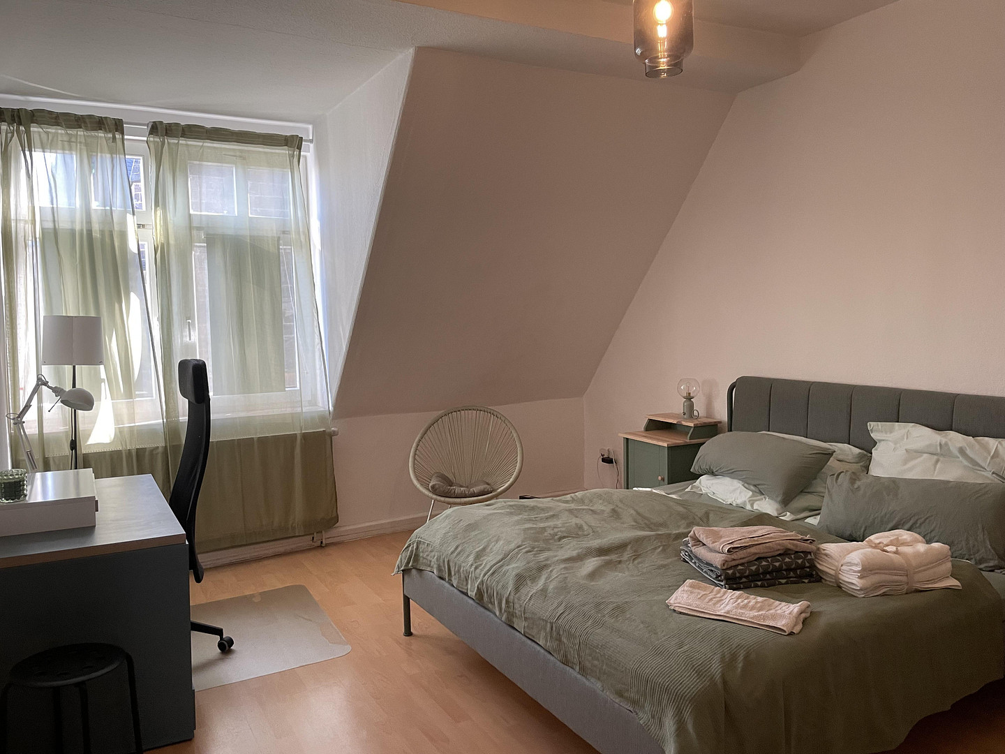 Möblierte Traumwohnung im Herzen von Leipzig mit einzigartigem Blick! – Riemannstrasse 28, 4107 Leipzig(Zentrum) – Vorschaubild 6