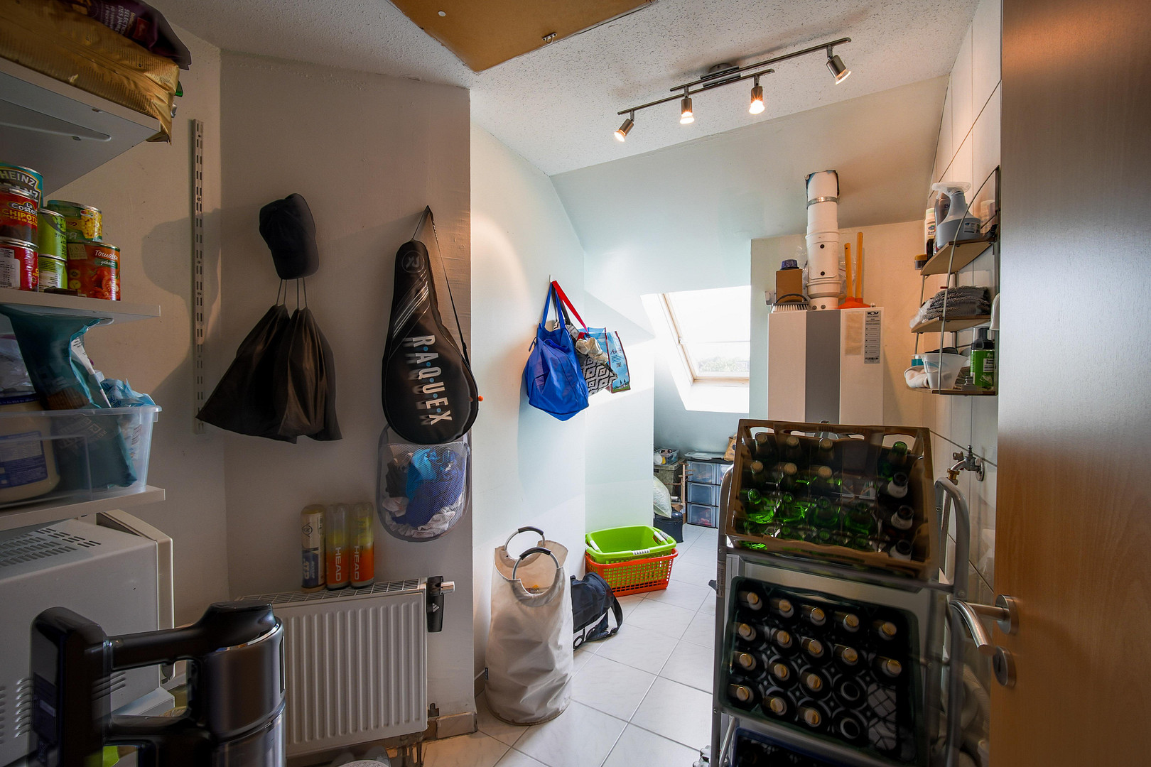 Außergewöhnliche 2-Zimmer-Dachgeschosswohnung mit Kamin, Vollbad, Balkon & ausgebautem Dachboden – 59514 Welver – Vorschaubild 19