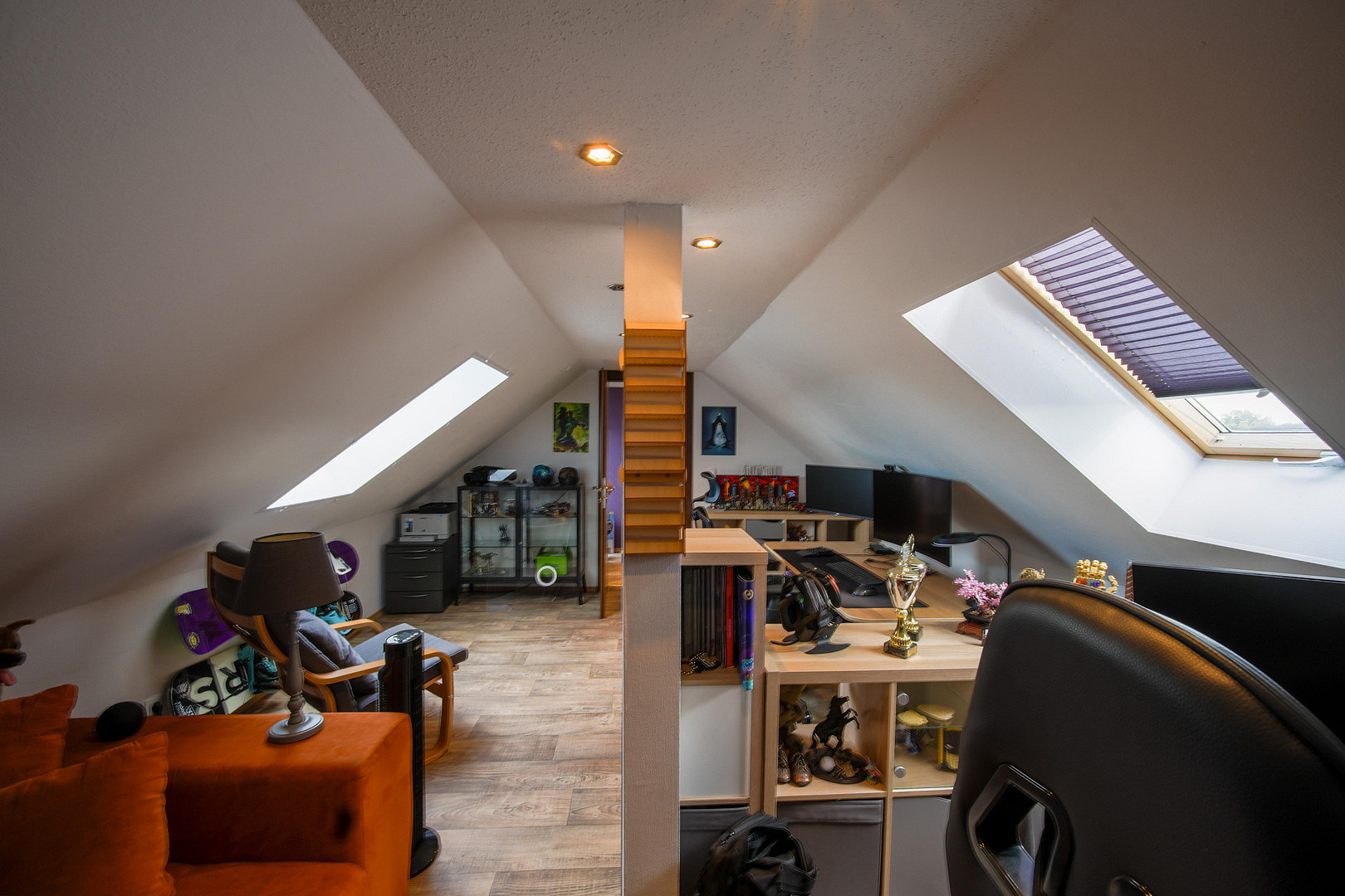 Außergewöhnliche 2-Zimmer-Dachgeschosswohnung mit Kamin, Vollbad, Balkon & ausgebautem Dachboden – 59514 Welver – Vorschaubild 22