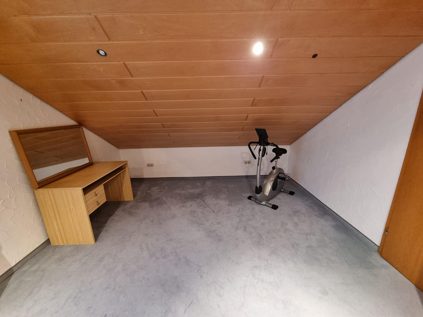 Gemütliche Dachgeschosswohnung – 73434 Aalen(Hofherrnweiler) – Vorschaubild 5