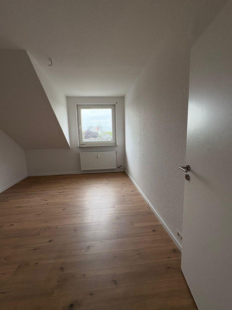 Moderne Dachgeschosswohnung in Hauptbahnhofsnähe – Gutenbergstr. 5, 27570 Bremerhaven(Geestemünde-Nord) – Vorschaubild 6