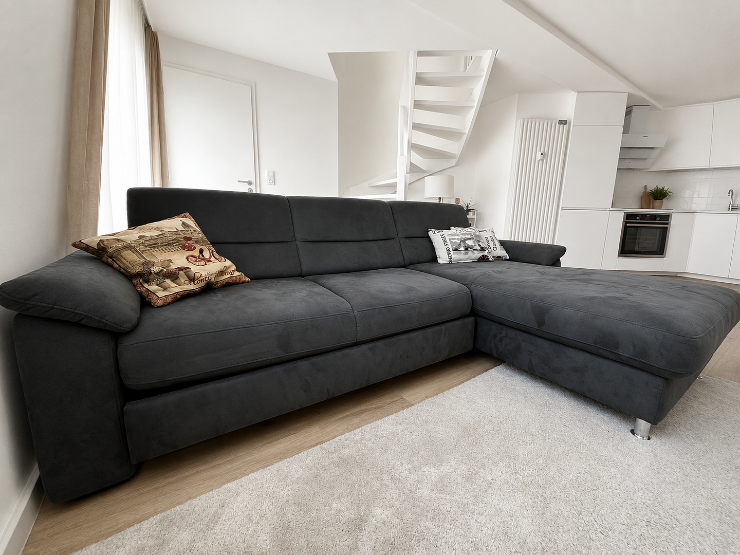 Vollmöblierte 2,5-Zimmer-Maisonette mit Tageslichtbad & Kellerraum - Neubau 2024 in Köln Mülheim! – Bergisch Gladbacher Str. 135-137, 51065 Köln(Mülheim) – Vorschaubild 4