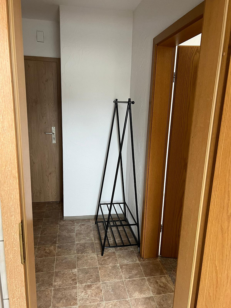 Vollmöblierte 1-Zimmer-Wohnung in ruhiger Umgebung – Hüttendorfer Straße 4, 91056 Erlangen(Hüttendorf) – Vorschaubild 6