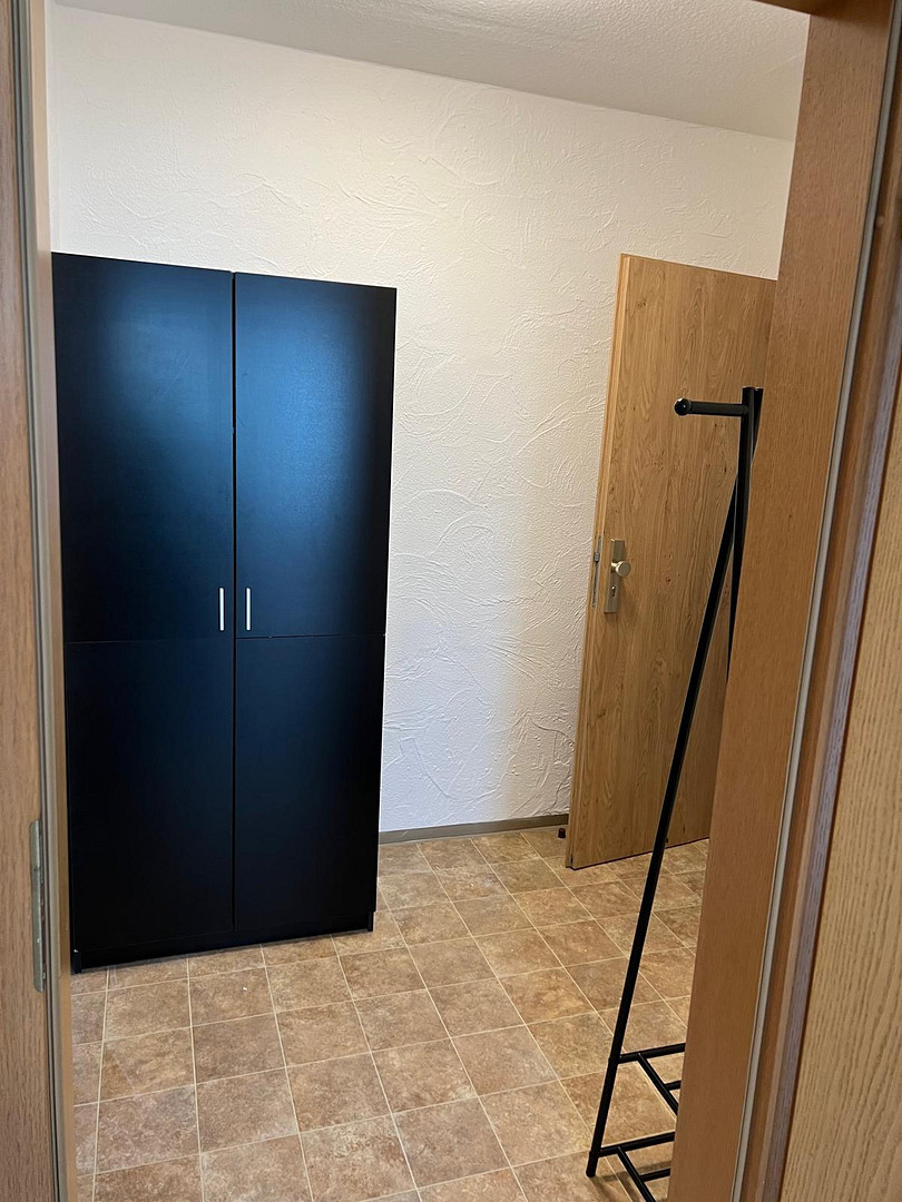 Vollmöblierte 1-Zimmer-Wohnung in ruhiger Umgebung – Hüttendorfer Straße 4, 91056 Erlangen(Hüttendorf) – Vorschaubild 7