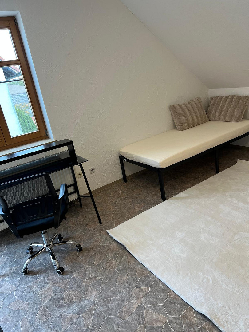 Vollmöblierte 1-Zimmer-Wohnung in ruhiger Umgebung – Hüttendorfer Straße 4, 91056 Erlangen(Hüttendorf) – Vorschaubild 5