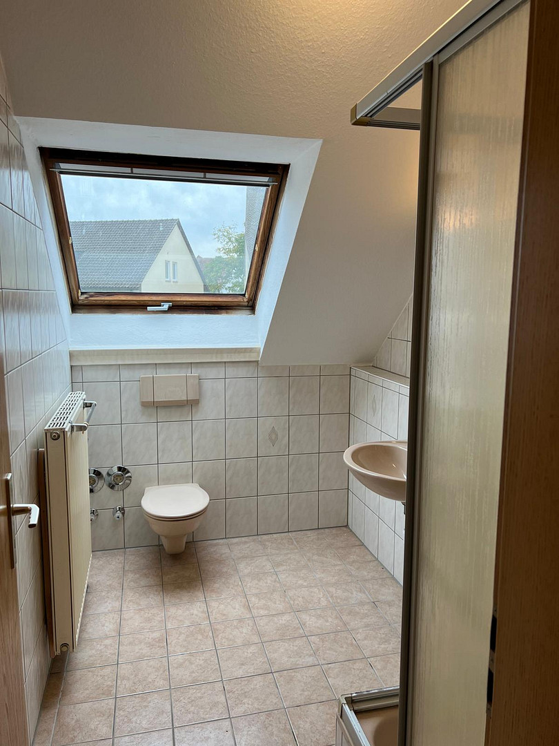 Vollmöblierte 1-Zimmer-Wohnung in ruhiger Umgebung – Hüttendorfer Straße 4, 91056 Erlangen(Hüttendorf) – Vorschaubild 4