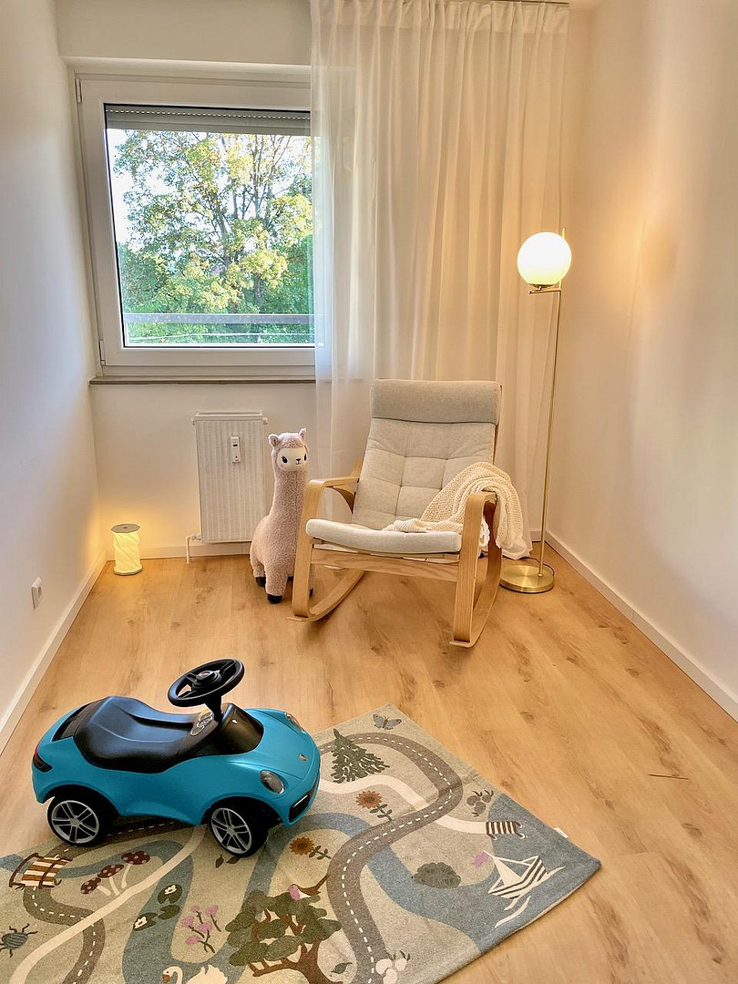 HELLE, MODERNISIERTE UND LICHTDURCHFLUTETE 3-ZIMMER-WOHNUNG MIT SÜDBALKON IN BÖBLINGEN-DAGERSHEIM – Goethestraße 30, 71034 Böblingen(Dagersheim) – Vorschaubild 8