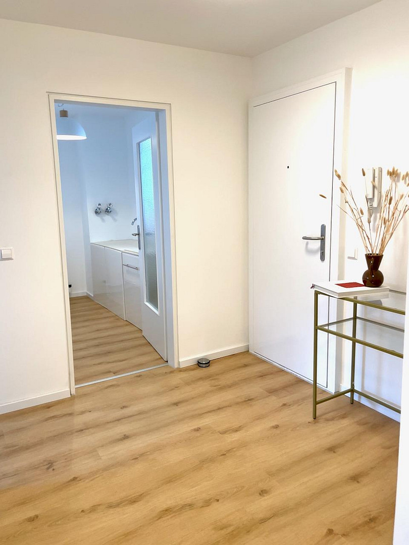 HELLE, MODERNISIERTE UND LICHTDURCHFLUTETE 3-ZIMMER-WOHNUNG MIT SÜDBALKON IN BÖBLINGEN-DAGERSHEIM – Goethestraße 30, 71034 Böblingen(Dagersheim) – Vorschaubild 10