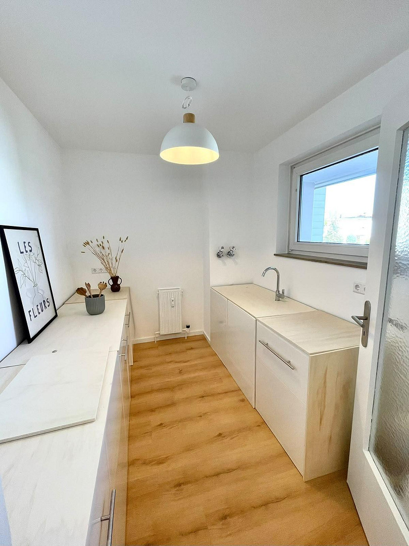 HELLE, MODERNISIERTE UND LICHTDURCHFLUTETE 3-ZIMMER-WOHNUNG MIT SÜDBALKON IN BÖBLINGEN-DAGERSHEIM – Goethestraße 30, 71034 Böblingen(Dagersheim) – Vorschaubild 12