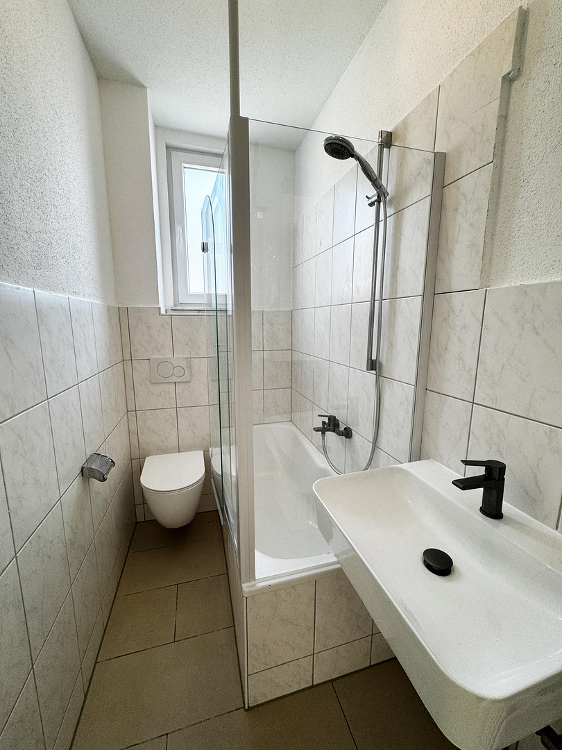 Erstbezug nach Sanierung - Neuer Boden/Küche/Bad/Fenster - Zentrale Lage in Heilbronn – 74072 Heilbronn – Vorschaubild 7