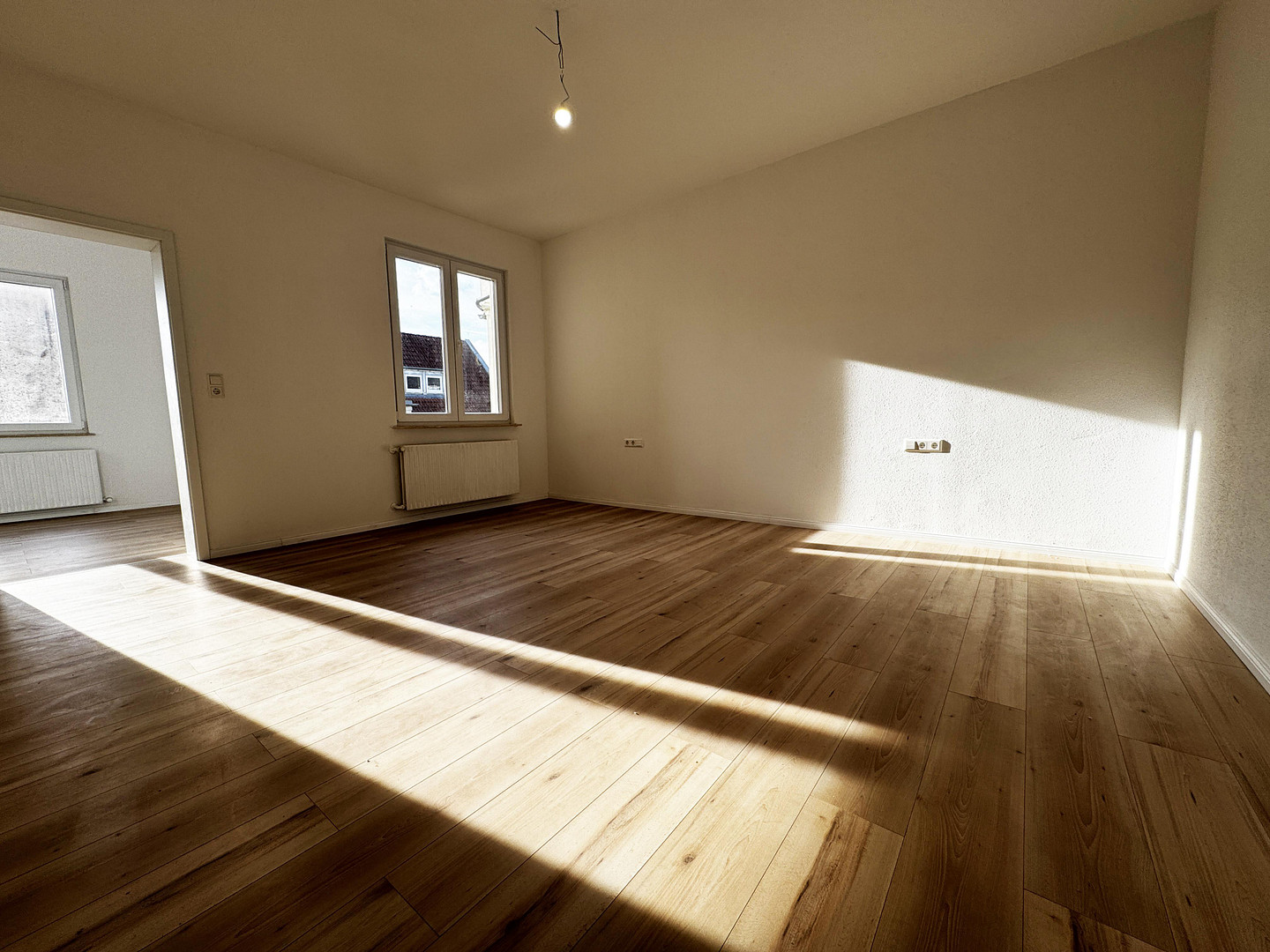 Erstbezug nach Sanierung - Neuer Boden/Küche/Bad/Fenster - Zentrale Lage in Heilbronn – 74072 Heilbronn – Vorschaubild 2
