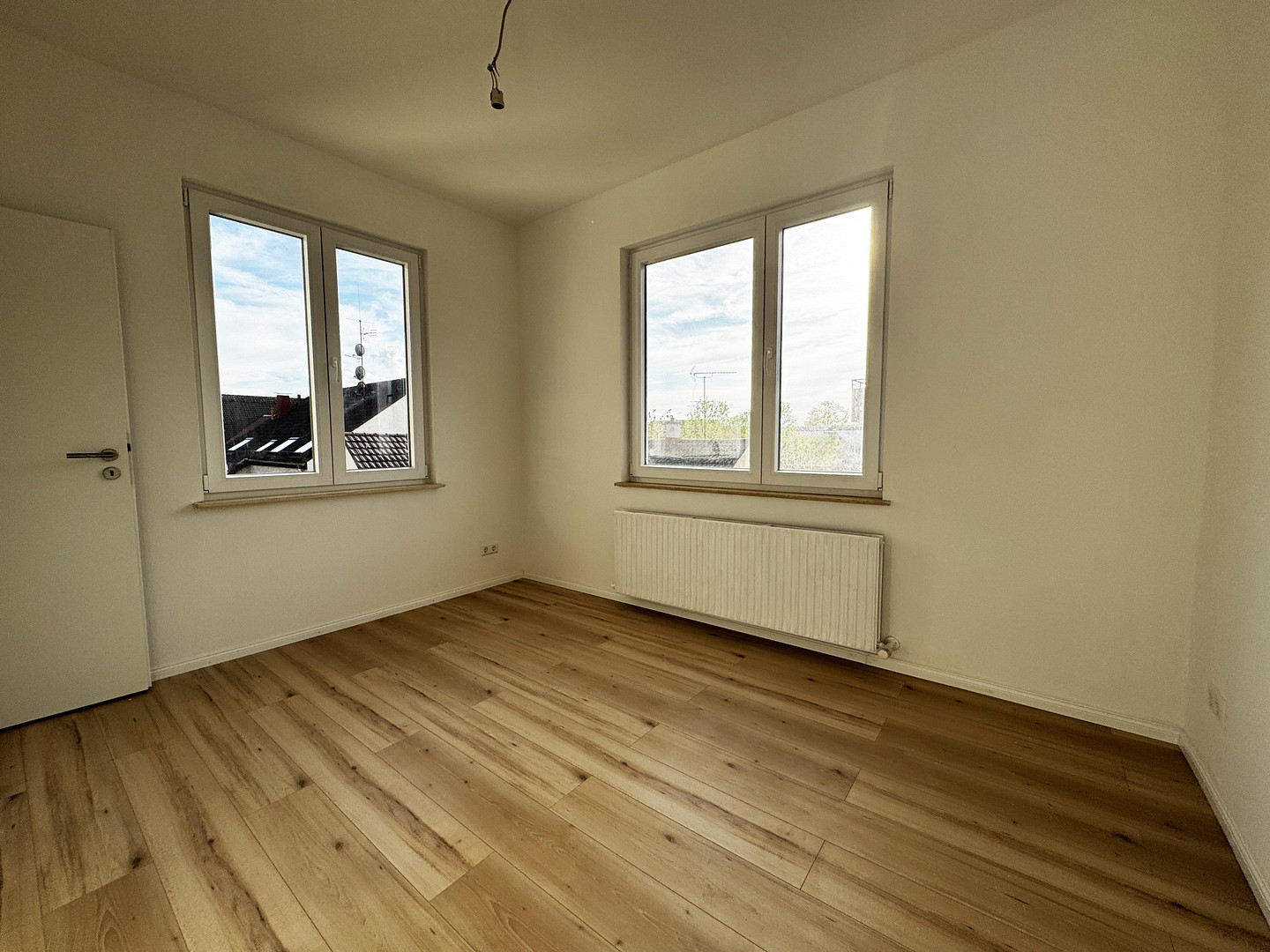 Erstbezug nach Sanierung - Neuer Boden/Küche/Bad/Fenster - Zentrale Lage in Heilbronn – 74072 Heilbronn – Vorschaubild 3