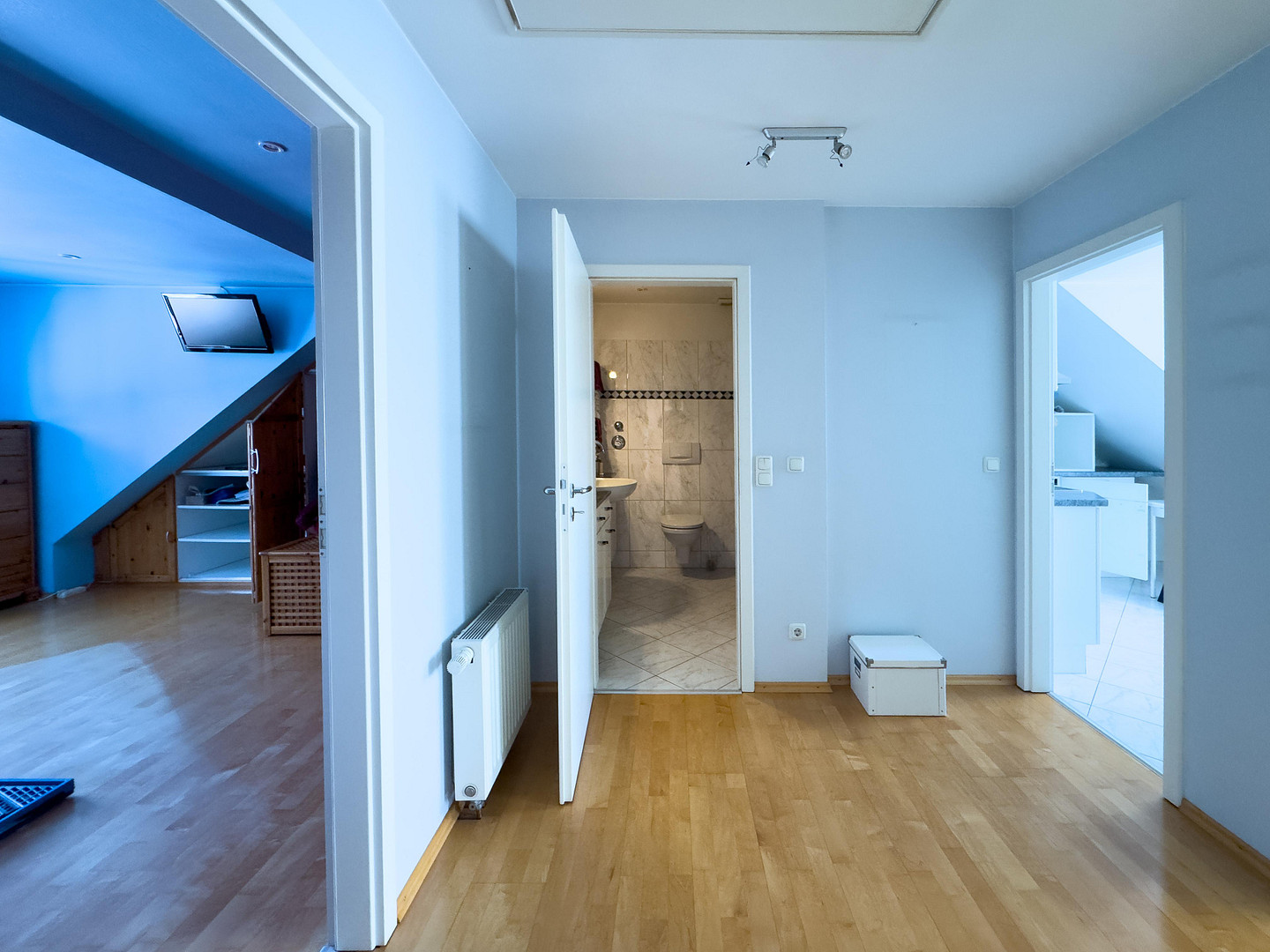 Ruhige Dachgeschosswohnung über den Dächern von Harburg – Wilhelmstraße 9, 21073 Hamburg(Harburg) – Vorschaubild 6