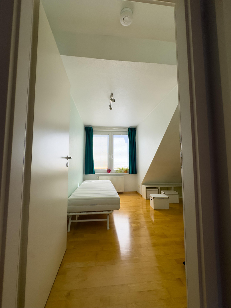 Ruhige Dachgeschosswohnung über den Dächern von Harburg – Wilhelmstraße 9, 21073 Hamburg(Harburg) – Vorschaubild 13