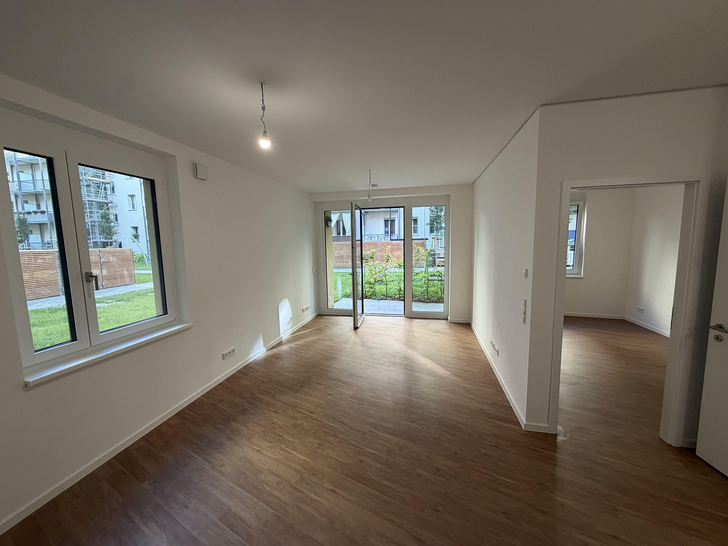 Erstbezug 2-Zimmer-Neubauwohnung | Terrasse, Einbauküche, Keller