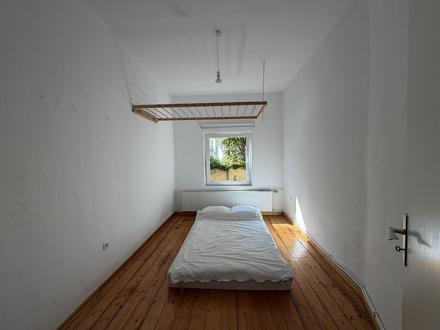 2-Zimmer Altbauwohnung an der Leibnitz Uni und Welfengarten / inklusive Küche – Hahnenstraße 9, 30167 Hannover(Nordstadt) – Vorschaubild 12
