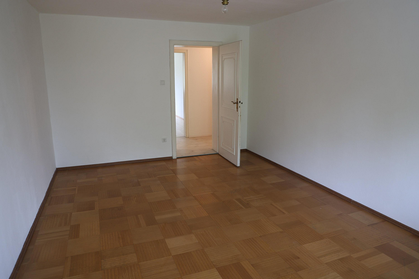 Modernisierte 2-Zimmer Wohnung in Fürstenried (U3) provisionsfrei! Sofort beziehbar – Engadiner Str. 30, 81475 München(Fürstenried) – Vorschaubild 14