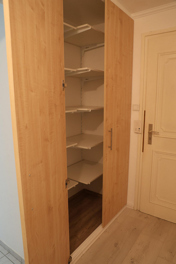 Modernisierte 2-Zimmer Wohnung in Fürstenried (U3) provisionsfrei! Sofort beziehbar – Engadiner Str. 30, 81475 München(Fürstenried) – Vorschaubild 8