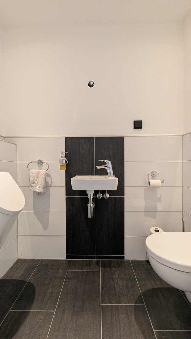 Großzügige Wohnung mit Terrasse, zwei Bädern, Garage und vielseitig nutzbarem Anbau - provisionsfrei – 46049 Oberhausen(Styrum) – Vorschaubild 16