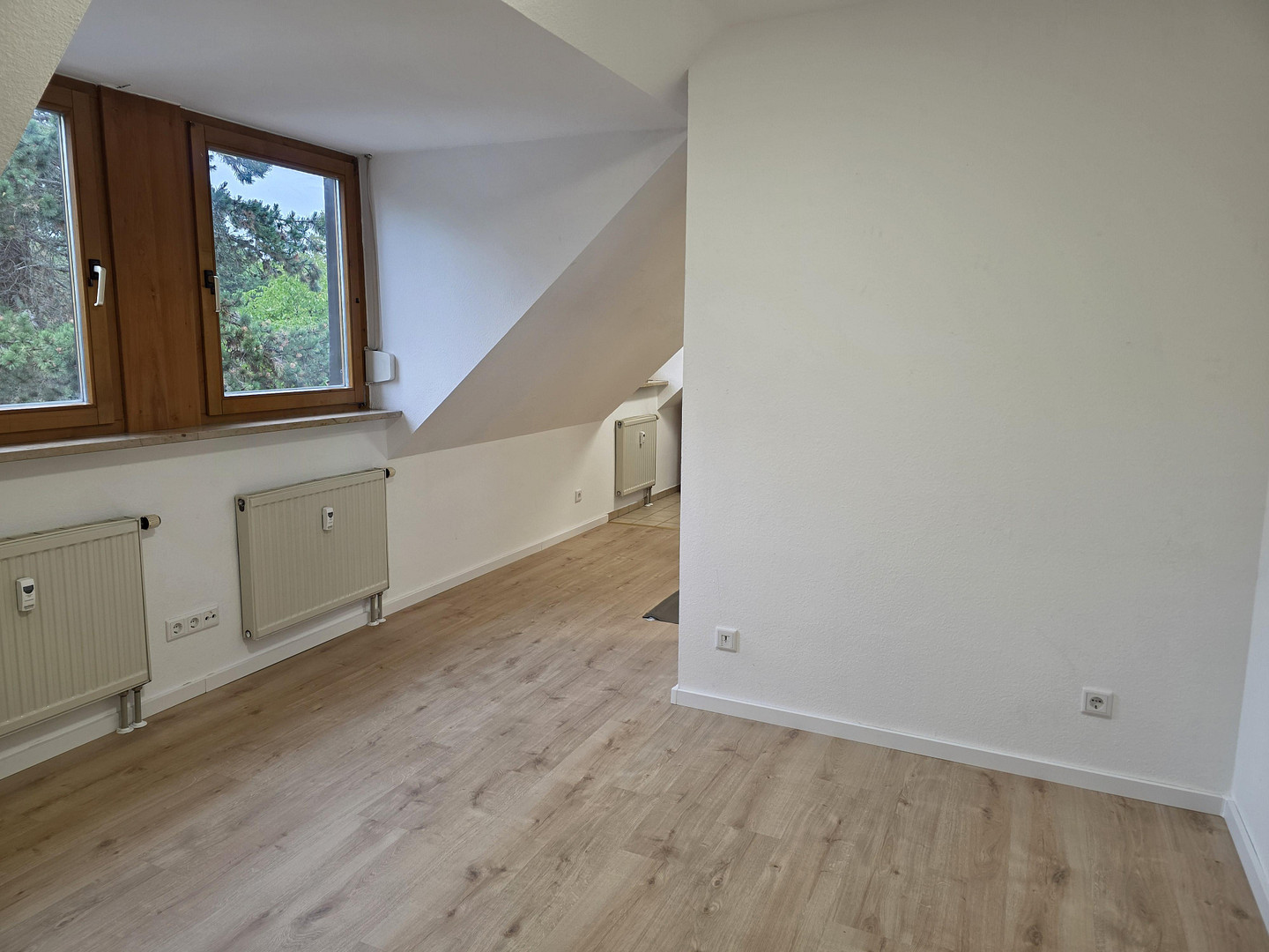 Schöne 1-Zimmer-Wohnung in Fürth-Dambach – bezugsfrei & sofort verfügbar – 90768 Fürth – Vorschaubild 3