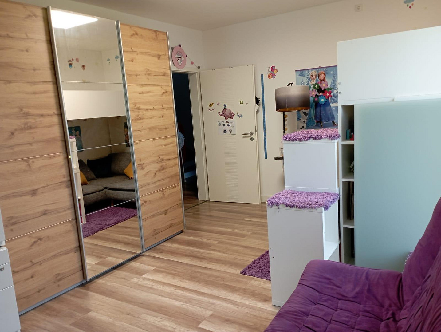 Geräumige, möblierte Doppelhaushälfte mit Garten, Pool und Kamin in ruhiger Lage - HH-Eidelstedt – 22523 Hamburg(Eidelstedt) – Vorschaubild 16