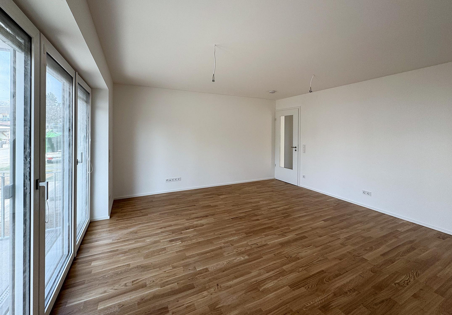 Erstbezug nach Kernsanierung: Geschmackvolle 3-Zimmer-Wohnung mit Balkon in München-Trudering - WE 1 – 81825 München-Trudering(Trudering) – Vorschaubild 4