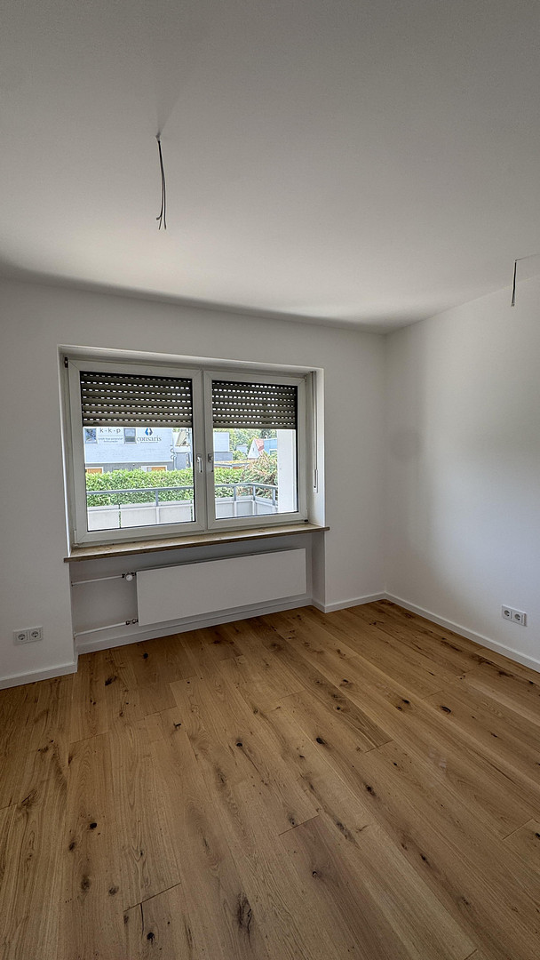 Komplett saniert: 3 Zimmer, Echtholzparkett, großer Balkon, Wärmempumpe – provisionsfrei – 85356 Freising – Vorschaubild 6