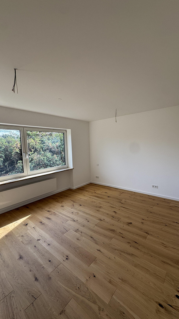 Komplett saniert: 3 Zimmer, Echtholzparkett, großer Balkon, Wärmempumpe – provisionsfrei – 85356 Freising – Vorschaubild 7