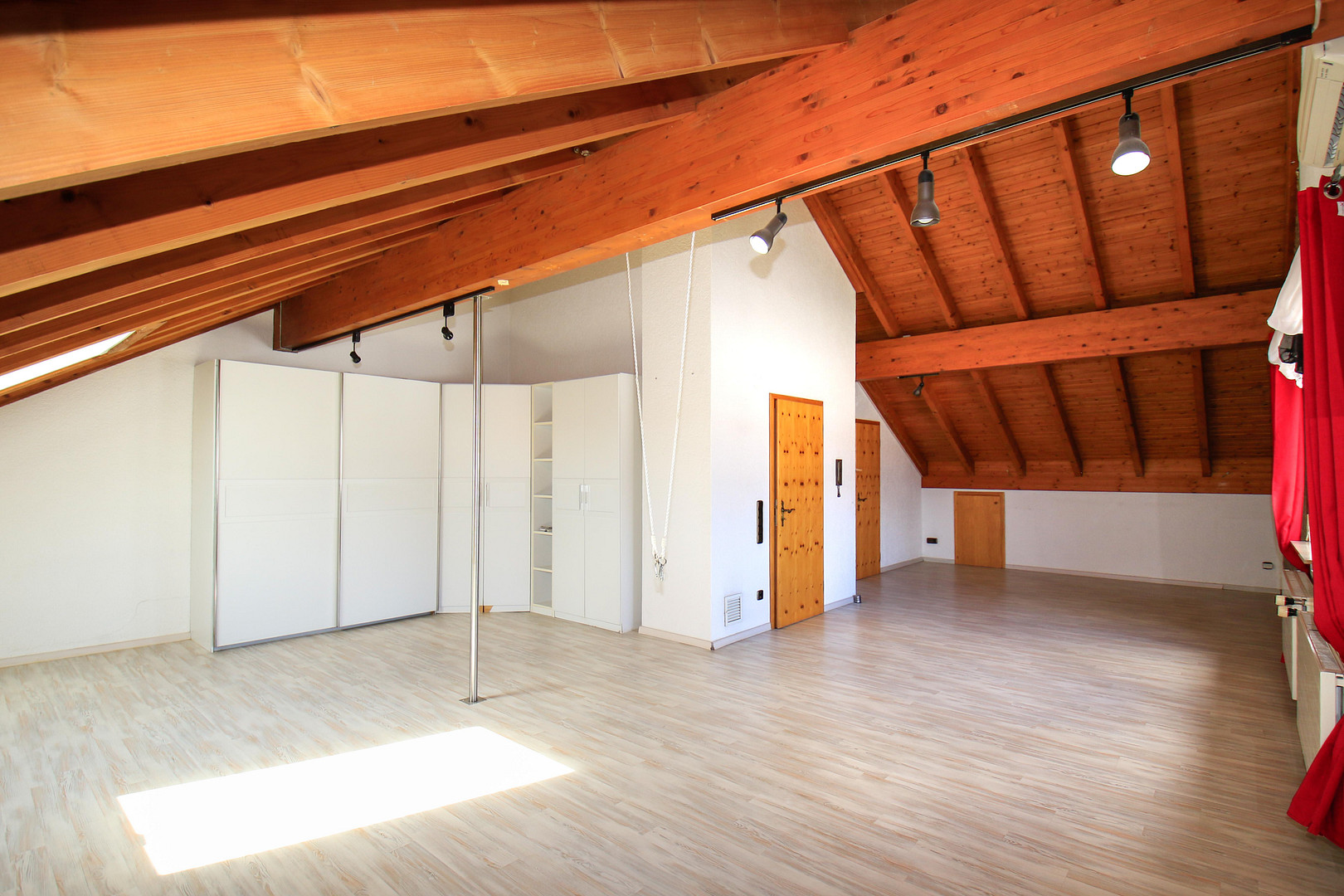 Ein Haus. Viele Möglichkeiten. Viel Platz fürs Leben – großzügiges Zuhause mit separater Einheit – 67067 Ludwigshafen Maudach(Maudach) – Vorschaubild 14