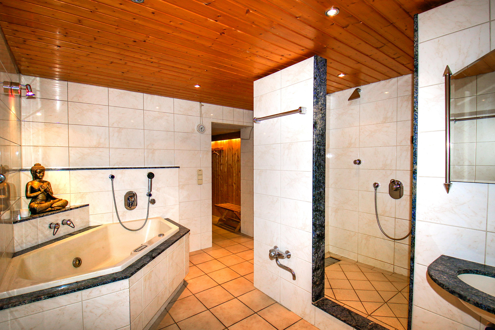 Ein Haus. Viele Möglichkeiten. Viel Platz fürs Leben – großzügiges Zuhause mit separater Einheit – 67067 Ludwigshafen Maudach(Maudach) – Vorschaubild 20